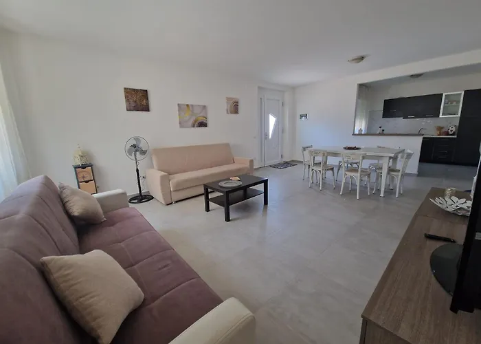 Con Giardino - Pet Friendly * Nocera Umbra